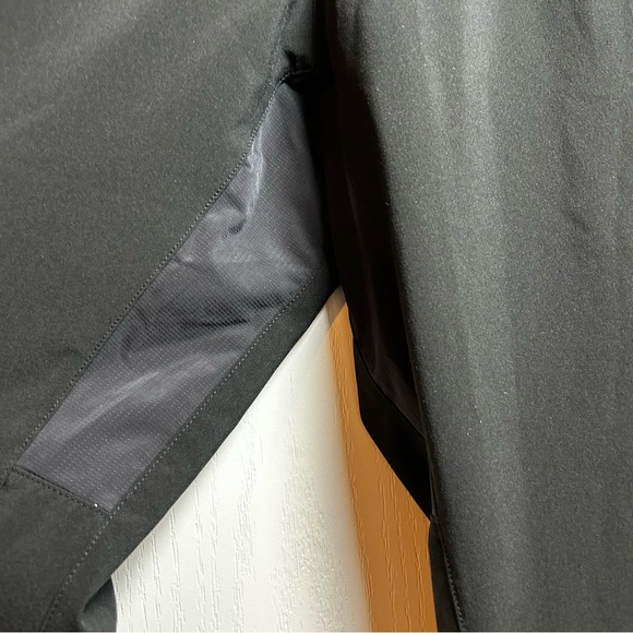 VRST Black Lightweight Athletic Workout Joggers With Ankle Zippers Men Size XL - Picture 3 of 4